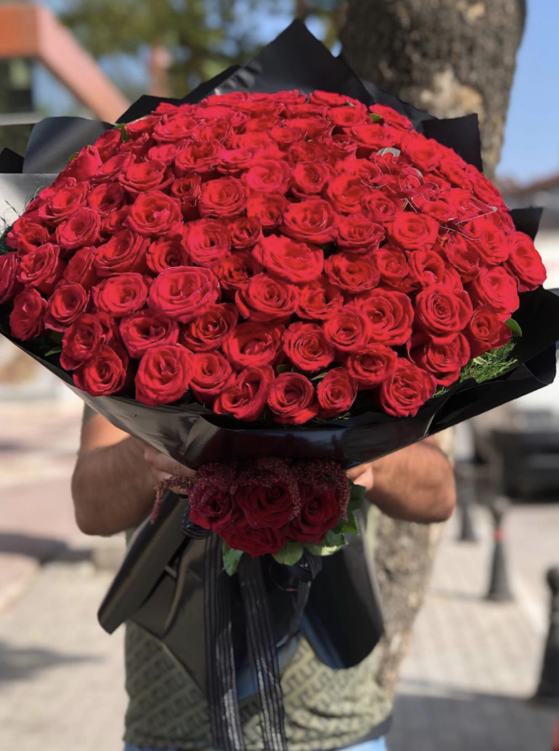 101 Adet Kırmızı Gül Buketi