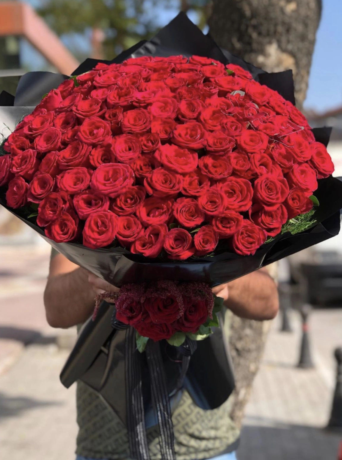 101 Adet Kırmızı Gül Buketi