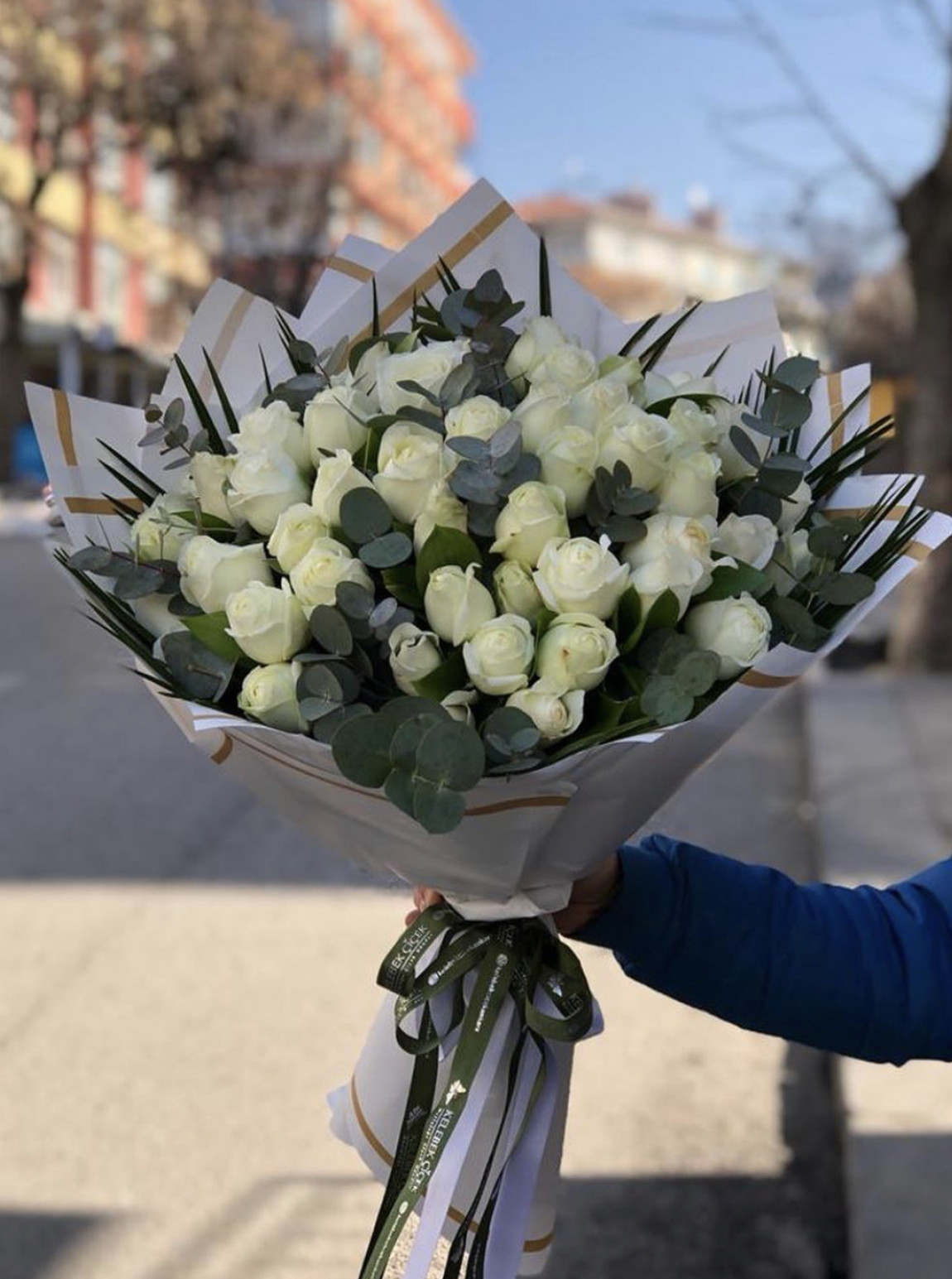 41 Adet Beyaz Gül Buketi