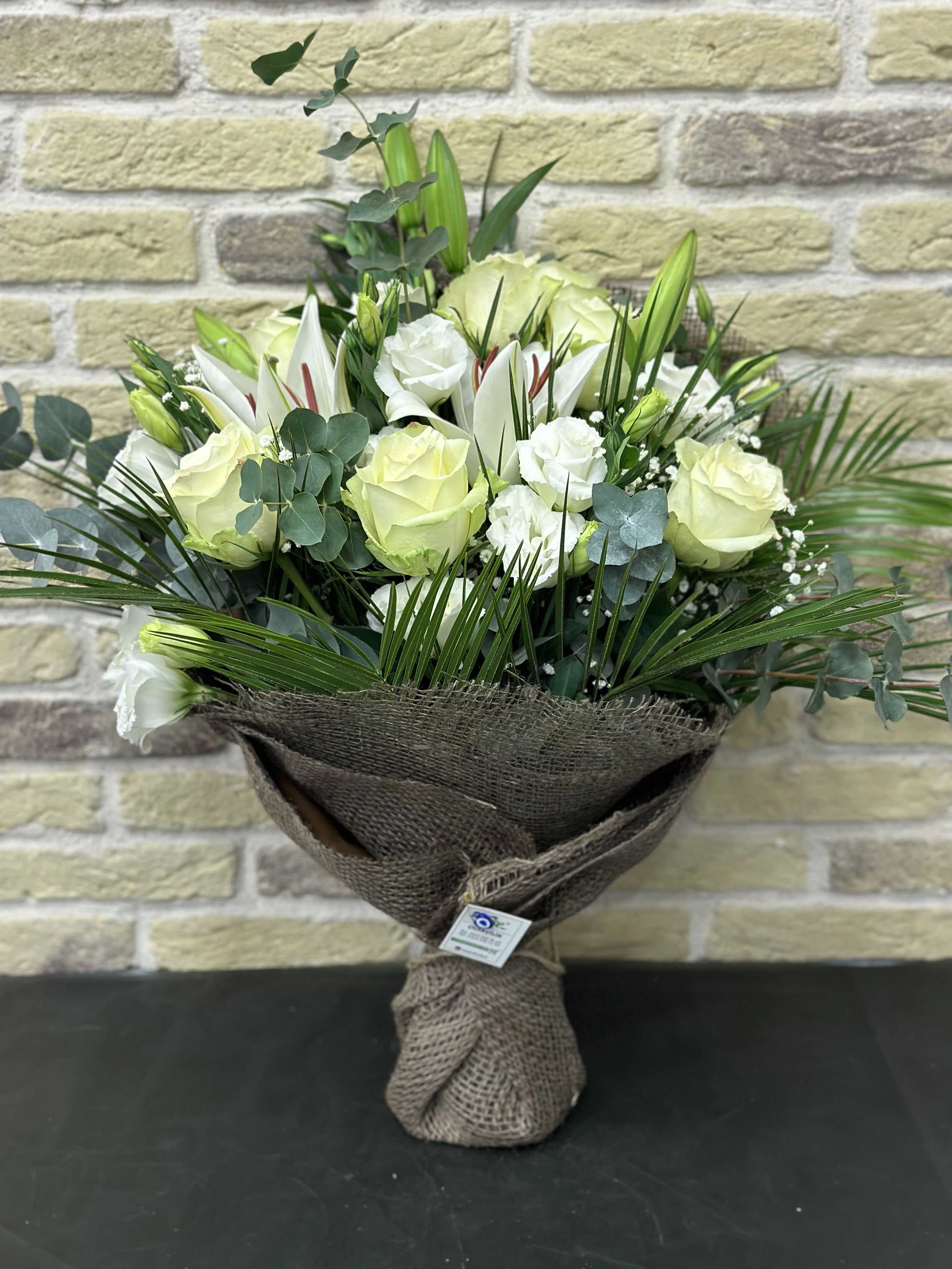 Beyaz Buket Tasarımı