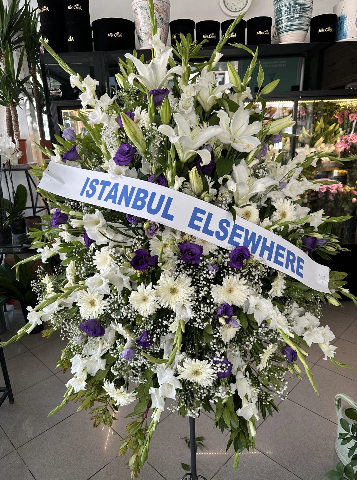 Mor Beyaz Ferforje Tasarımı