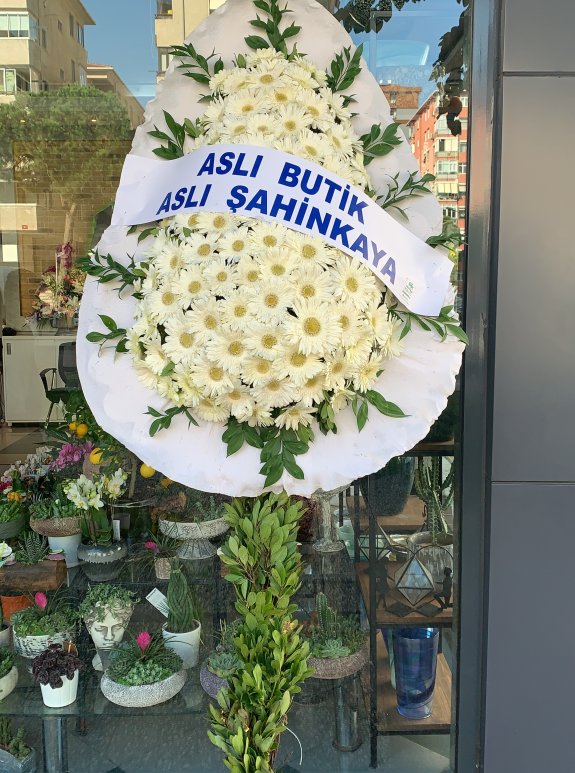 Beyaz Gerbera Çelenk