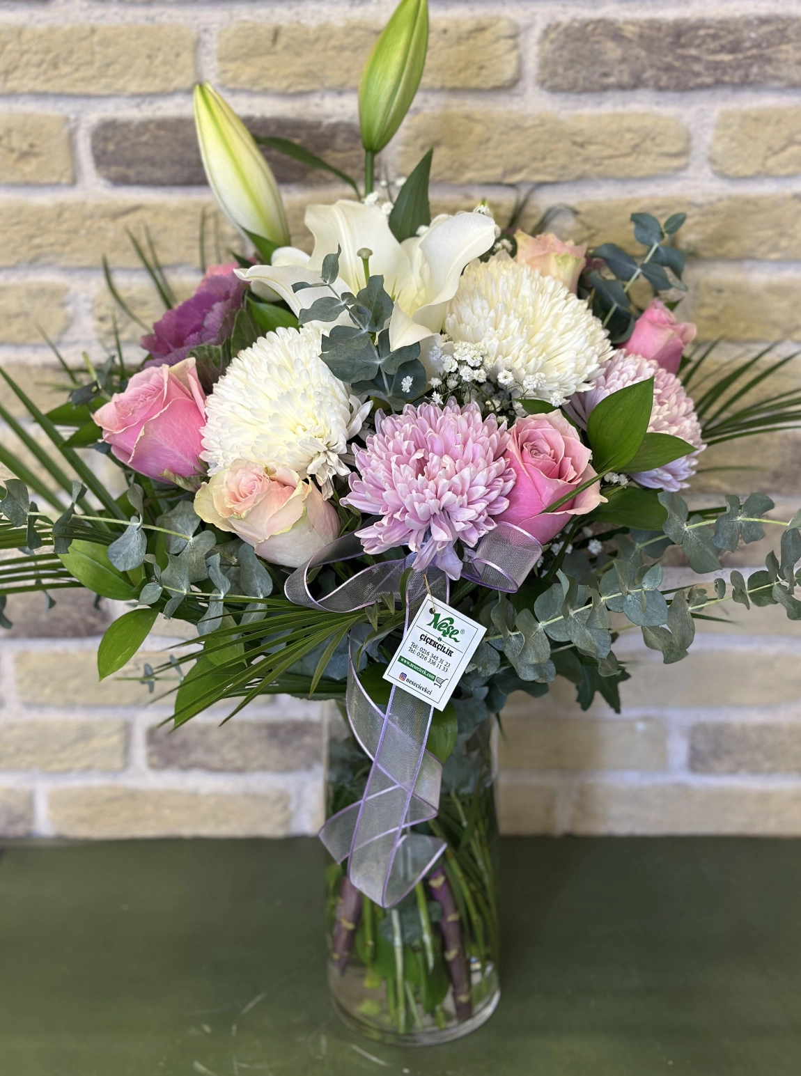 Vazoda Renkli Aranjman